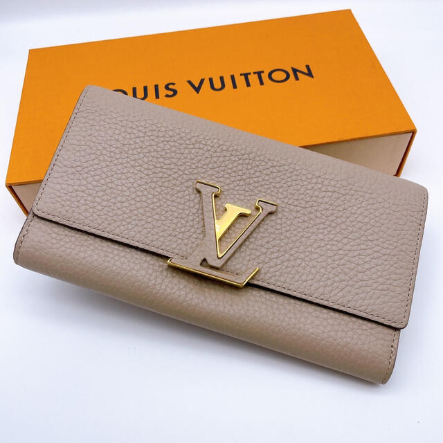 LOUIS VUITTON(ルイヴィトン)のほぼ未使用　ルイヴィトン　カプシーヌ　ガレ　トリヨンレザー　M61249 レディースのファッション小物(財布)の商品写真