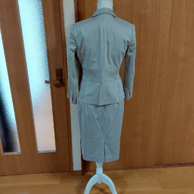ICB(アイシービー)のiCB　スカートスーツ レディースのフォーマル/ドレス(スーツ)の商品写真