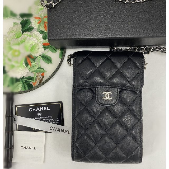 Chanel シャネルスマホ ケース チェーン キャビア - バッグ Chanel シャネルスマホ ケース チェーン キャビア - バッグ