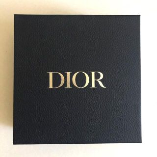 ディオール(Dior)のDIOR ギフトボックス　空箱(ショップ袋)