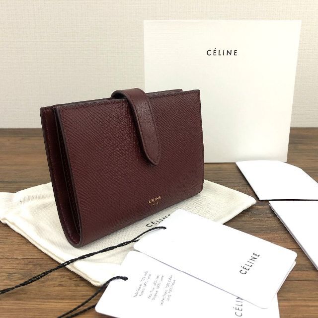 celine(セリーヌ)の極美品 CELINE ミディアムストラップウォレット 444 レディースのファッション小物(財布)の商品写真