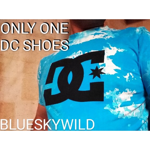 DC SHOES(ディーシーシューズ)のONLY ONE DC SHOESタイダイTシャツ俺だけの青空 青海 青を灯せ！ メンズのトップス(Tシャツ/カットソー(半袖/袖なし))の商品写真