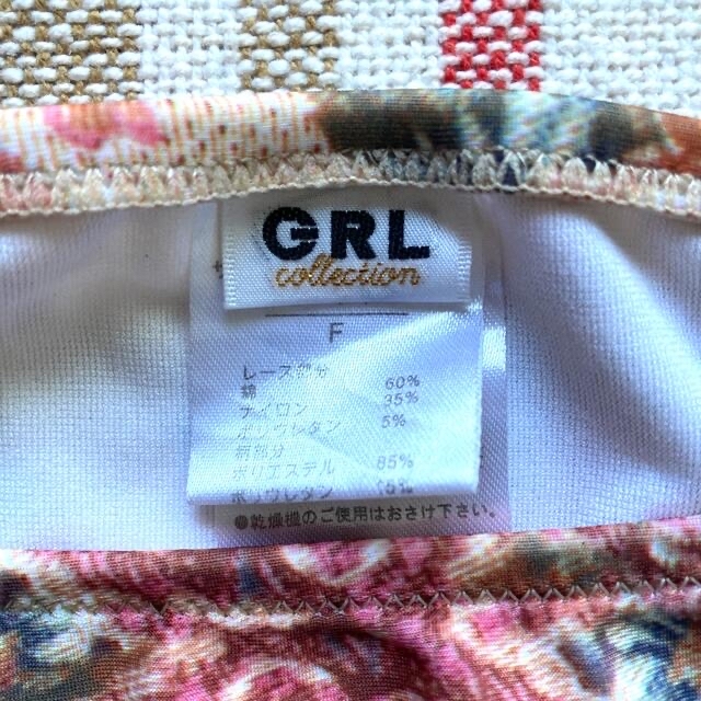 GRL(グレイル)のGRL レトロフラワープリント ビキニ ショーツ レディースの水着/浴衣(水着)の商品写真