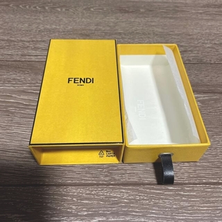 フェンディ(FENDI)の【FENDI】ボックス(ショップ袋)
