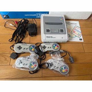 スーパーファミコン　ソフト9本とリモコン4つ(家庭用ゲーム機本体)