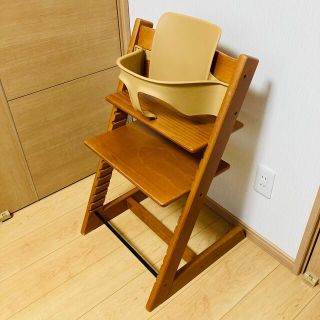 STOKKE ストッケ トリップトラップ チェリー ベビーセット付 シリアル3