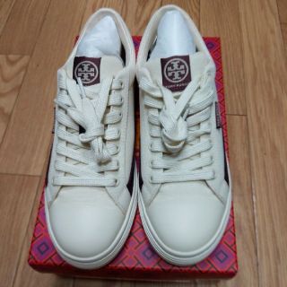 トリーバーチ(Tory Burch)のsnow様専用、再値下げ！新品！トリーバーチ　スニーカー　23.5センチ(ハイヒール/パンプス)