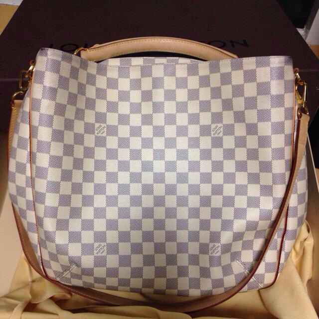 LOUIS VUITTON - ルイヴィトンバッグ
