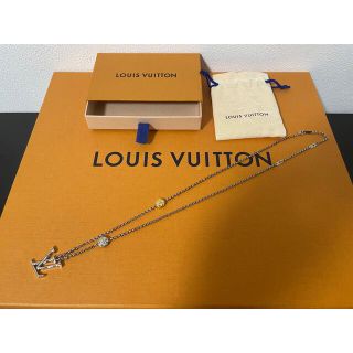 ルイヴィトン(LOUIS VUITTON)のペンダント・モノグラム カーヴド(ルイヴィトン)(ネックレス)