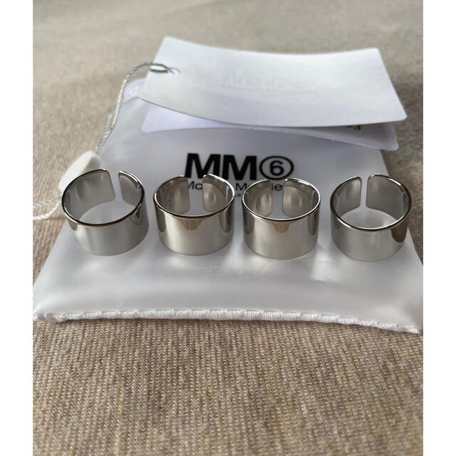 Maison Martin Margiela(マルタンマルジェラ)の22SS新品4 メゾン マルジェラ MM6 4連リング 指輪 リング シルバー メンズのアクセサリー(リング(指輪))の商品写真