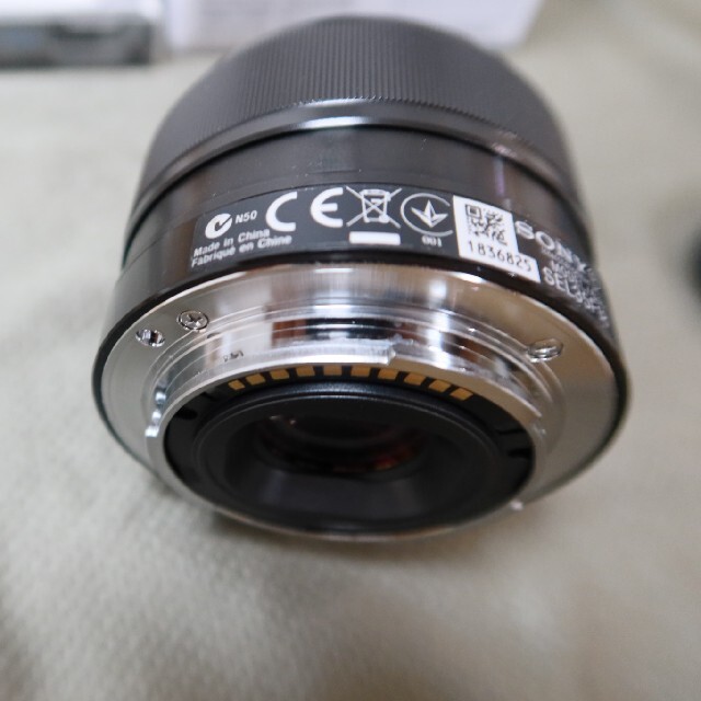SONY(ソニー)のSONY ソニー  E 35mm F1.8 単焦点レンズ  SEL35F18 スマホ/家電/カメラのカメラ(レンズ(単焦点))の商品写真