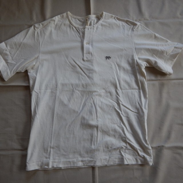 Scye(サイ)のscye basics ヘンリーネックTシャツ　白 メンズのトップス(Tシャツ/カットソー(半袖/袖なし))の商品写真