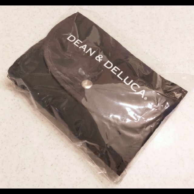 DEAN & DELUCA(ディーンアンドデルーカ)の未開封　DEAN＆DELUCA　ショッピングバッグ　ディーン＆デルーカ　エコ　黒 メンズのバッグ(エコバッグ)の商品写真