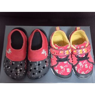 クロックス(crocs)のクロックスディズニー　サンダル16.5cm　カーズスニーカー16cmセット販売!(サンダル)