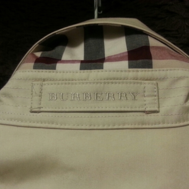 BURBERRY(バーバリー)のわらこ様お取り置き*3/4まで* レディースのジャケット/アウター(トレンチコート)の商品写真