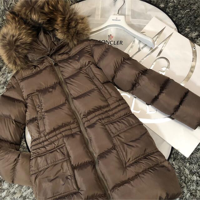 人気商品】 MONCLER - モカブラウン ジャパンタグ 国内正規品