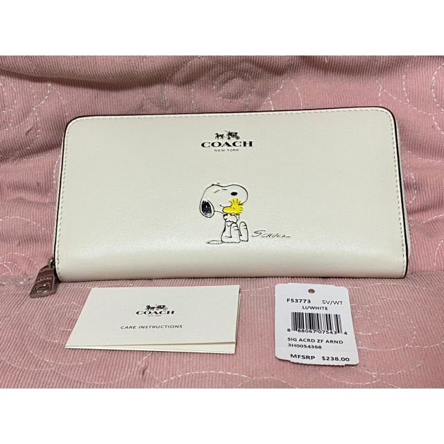 COACH 新品 スヌーピー 白 長財布 コーチ レディース 小物 財布 121