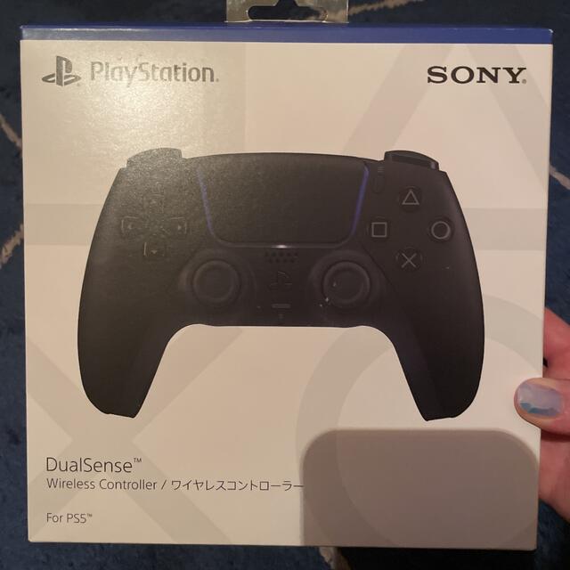 PlayStation(プレイステーション)のps5 純正　ワイヤレスコントローラー　ブラック エンタメ/ホビーのゲームソフト/ゲーム機本体(その他)の商品写真