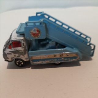 トミカ　日本製　tomica NO.38.50 トヨタハイエース　タラップカー(ミニカー)