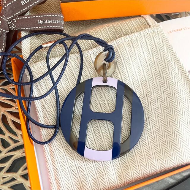 Hermes - 新品 エルメス H エキップ バッファローホーン ペンダント