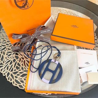Hermes - 新品 エルメス H エキップ バッファローホーン ペンダント