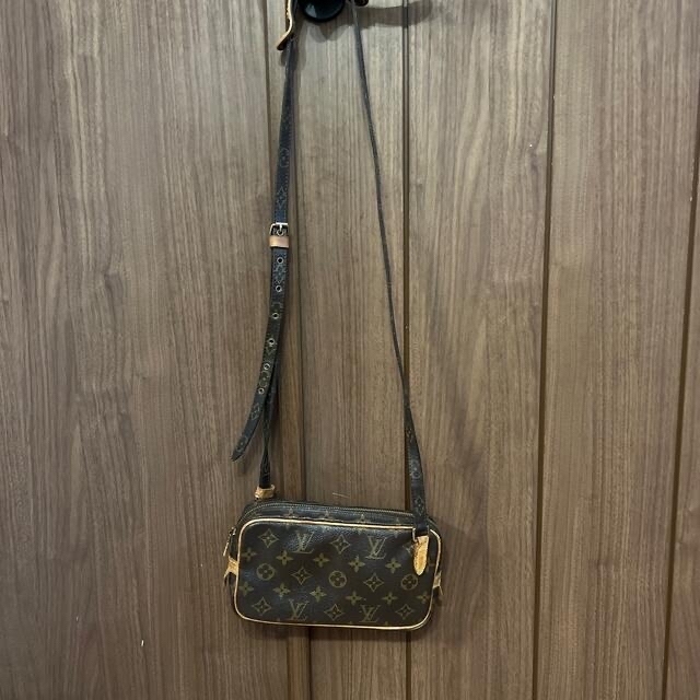 LOUIS VUITTON(ルイヴィトン)のルイヴィトン　マルリーバンドリエール レディースのバッグ(ショルダーバッグ)の商品写真