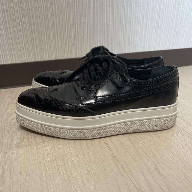 PRADA(プラダ)のPRADA オックスフォード レースアップ スニーカー　ブラック　23.5 厚底 レディースの靴/シューズ(スニーカー)の商品写真