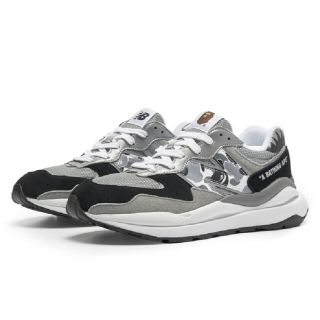 アベイシングエイプ(A BATHING APE)のBAPE × New Balance 57/40 (スニーカー)