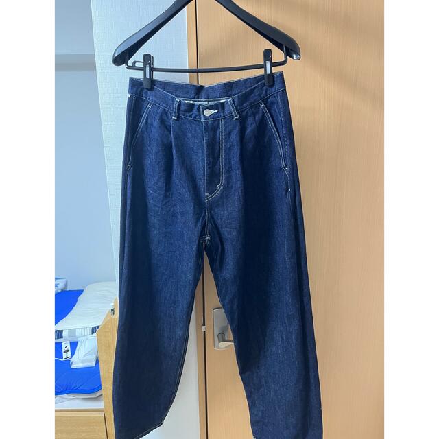 1LDK SELECT(ワンエルディーケーセレクト)のGraphpaper Selvage Denim Two Tuck Pants メンズのパンツ(デニム/ジーンズ)の商品写真