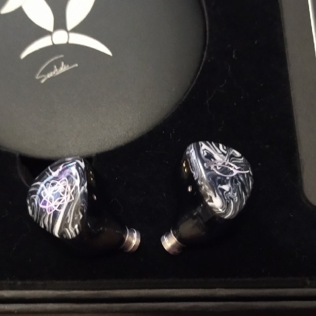 SeeAudio Bravery 4BA IEM スマホ/家電/カメラのオーディオ機器(ヘッドフォン/イヤフォン)の商品写真