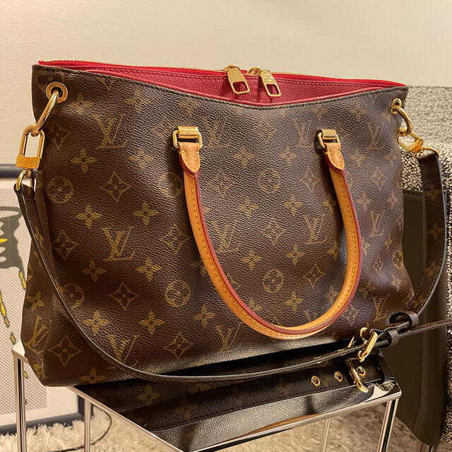 ルイ・ヴィトン LOUIS VUITTON パラス モノグラム