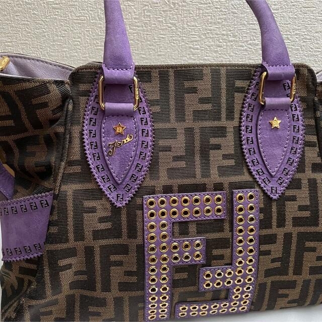 FENDI】フェンディズッカパンチングハンドバッグ-