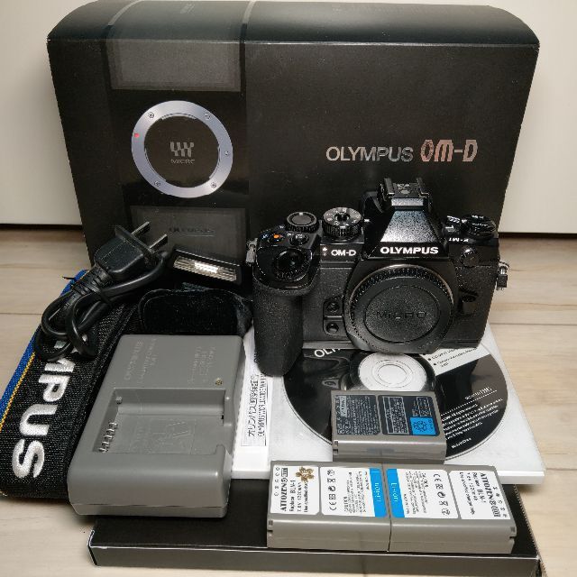 OLYMPUS OM-D E-M1 ボディ 実用品 訳アリ 輝い