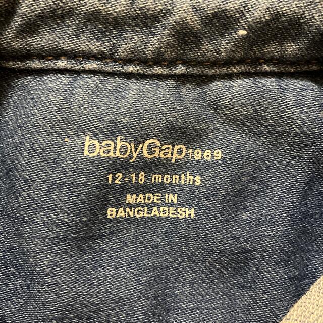 babyGAP(ベビーギャップ)のシャツ　80   キッズ/ベビー/マタニティのベビー服(~85cm)(シャツ/カットソー)の商品写真