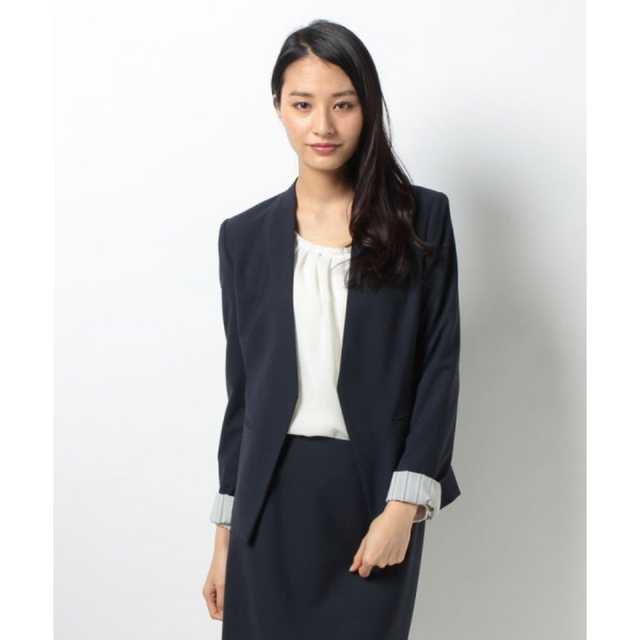極美品☆セオリー TAILOR LANAI ノーカラースーツ ライトグレー