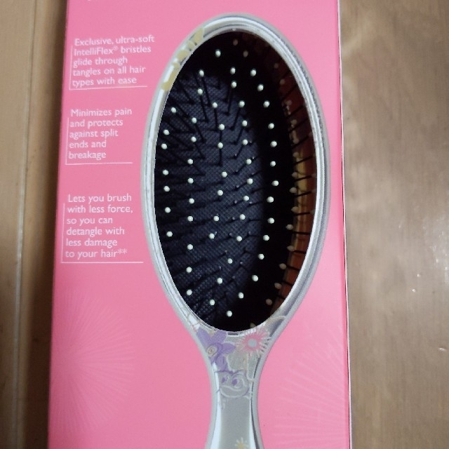 Disney(ディズニー)のWet brush ウェットブラシオリジナルタングラー新品ラプンツェル コスメ/美容のヘアケア/スタイリング(ヘアブラシ/クシ)の商品写真