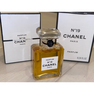 CHANEL - CHANEL N°19 パルファム 7ml 香水 