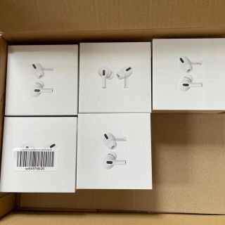 アップル(Apple)のアップル AirPods Pro MLWK3J/A新品未開封品5台セット(ヘッドフォン/イヤフォン)