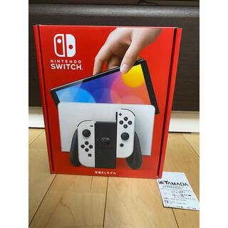 ニンテンドースイッチ(Nintendo Switch)の新品 未使用　Nintendo Switch 本体　有機ELモデル　白　ホワイト(家庭用ゲーム機本体)