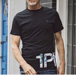 ウノピゥウノウグァーレトレ ロゴTシャツ Tシャツ・カットソー(メンズ