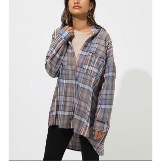 アズールバイマウジー(AZUL by moussy)のアズールバイマウジー　ロングシャツ　チェック(シャツ/ブラウス(長袖/七分))