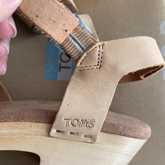 TOMS(トムズ)のTOMSのレザーメッシュサンダル　ウッドサボ レディースの靴/シューズ(サンダル)の商品写真