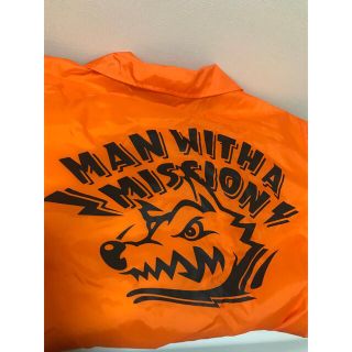 マンウィズアミッション(MAN WITH A MISSION)のマンウィズ薄手アウター☆オレンジMサイズ(ミュージシャン)