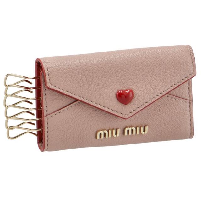 miumiuキーケース