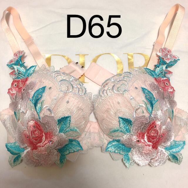 サルート29G ラマン　ブラジャーD65