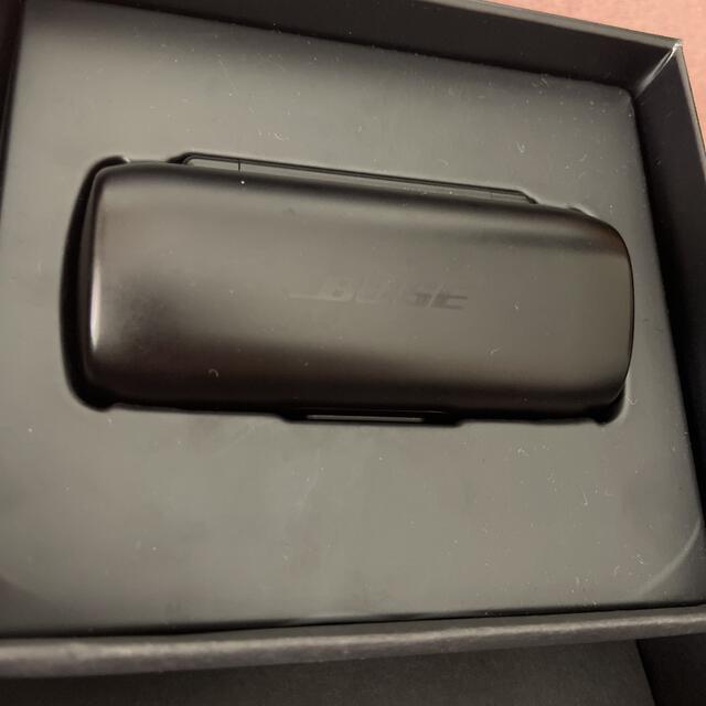 BOSE(ボーズ)の★値下げBOSE ワイヤレスイヤホン箱付き スマホ/家電/カメラのオーディオ機器(ヘッドフォン/イヤフォン)の商品写真