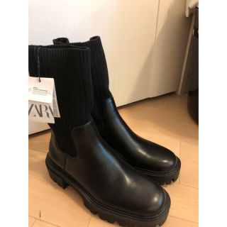 ザラ(ZARA)のZARA ザラ　【最終お値下げ】新品　未着用　サイドゴアブーツ　ショートブーツ(ブーツ)