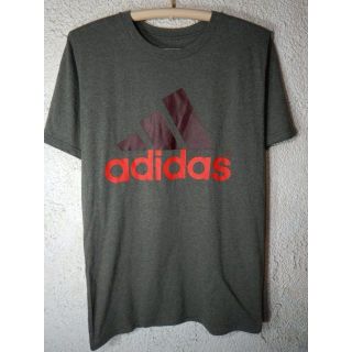 アディダス(adidas)の7945 アディダス　半袖　ロゴ　デザイン　tシャツ　人気(Tシャツ/カットソー(半袖/袖なし))