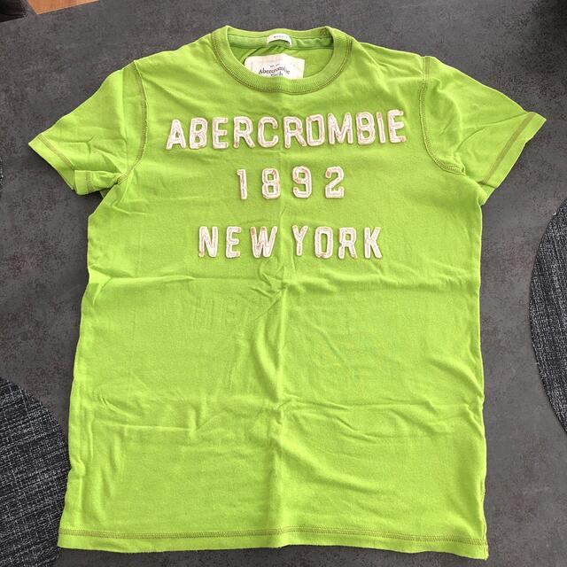 Abercrombie&Fitch(アバクロンビーアンドフィッチ)のアバクロ　Tシャツ　メンズS メンズのトップス(Tシャツ/カットソー(半袖/袖なし))の商品写真