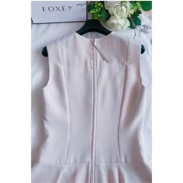 FOXEY 2021年Lady Gray ワンピース38 極美品 Rene 売れ筋がひ贈り物